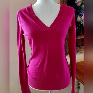 New York &Company ,Pink Light Sweater, V-Neck ,XS